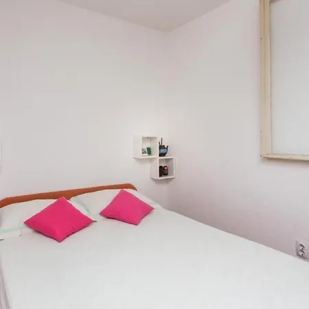 Square - One-bedroom With City View